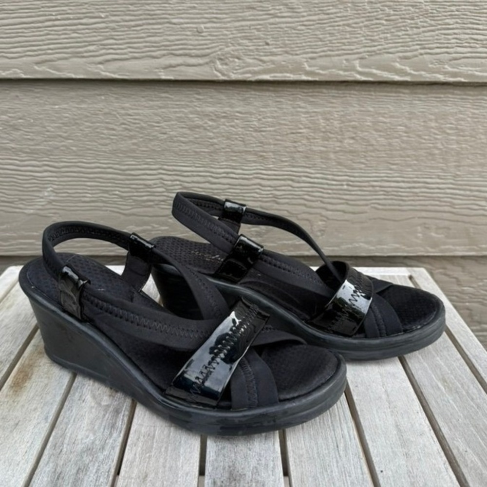 Skechers Women's Black Memory Foam Wedge Sandals Size 7